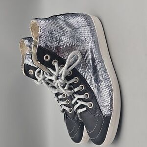 Primabase- High Top Black Metallic 39.5 US 9.5